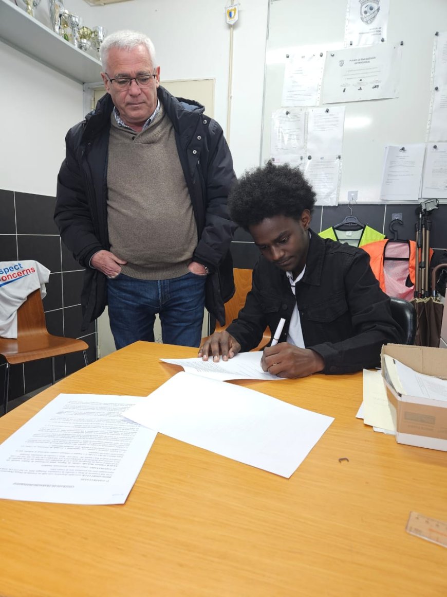 Portugal Football Club Signs on 19-Year-Old Nigerian- born Footballer, Yaqub Usman-Malah