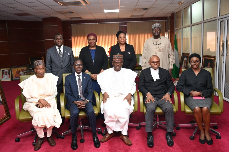 PHOTO NEWS OF NDIC MANAGEMENT’S VISIT TO THE FCT HIGH COURT, ABUJA.