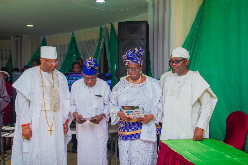 AARE ADETOLA EMMANUELKING, OTUN-ASIWAJU ONIGBAGBO OF REMOLAND, CELEBRATES CHIEF OLUSEGUN OBASANJO AT 88