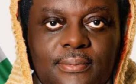 GOVERNOR SOLUDO CONGRATULATES RT. HON. SOMTOCHUKWU UDEZE ON HIS BIRTHDAY