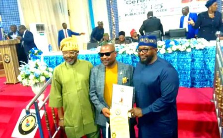 Education District II TG/PS, Olusegun Osinaike, Honoured with Lagos State Long Service Merit Award