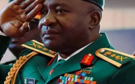 Ex-Special Forces Commander urges military community to back defence minister-designate