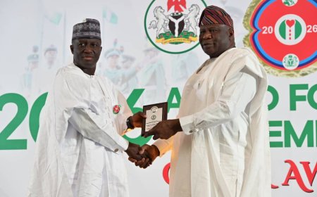 Gala of Heroes: FG Honours Army Chief, Buratai, Fallen Gallants at 2026 AFCRD Awards