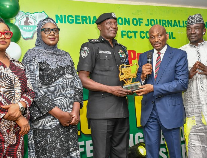 Applauds, Pomp as AIG Olohundare Jimoh Bags NUJ FCT Most Coveted Crime Fighter of the Year Award